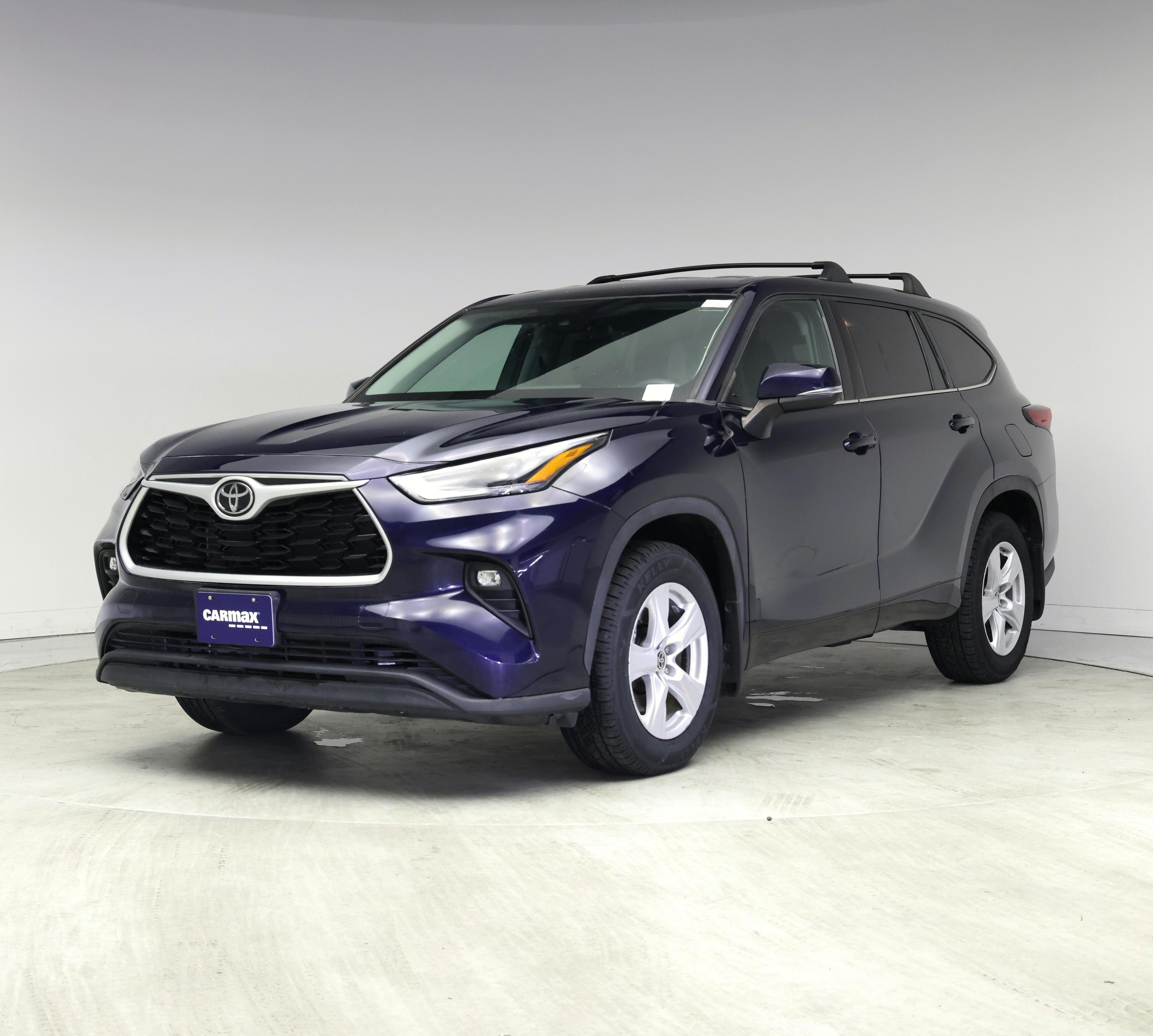 Thumbnail: 2022 Toyota Highlander - 4