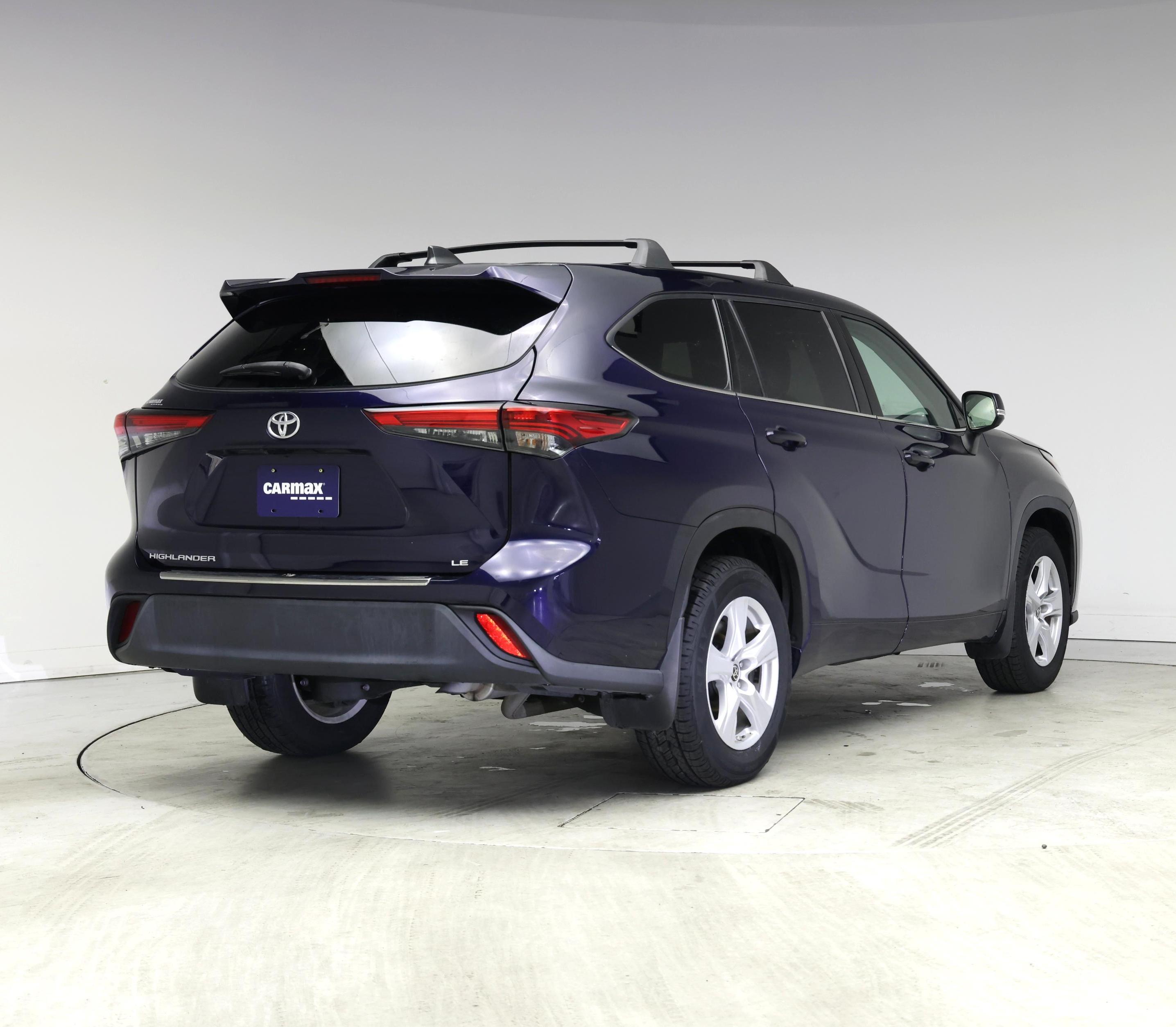 Thumbnail: 2022 Toyota Highlander - 8