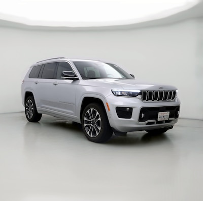Silver 2023 Jeep Grand Cherokee L Overland