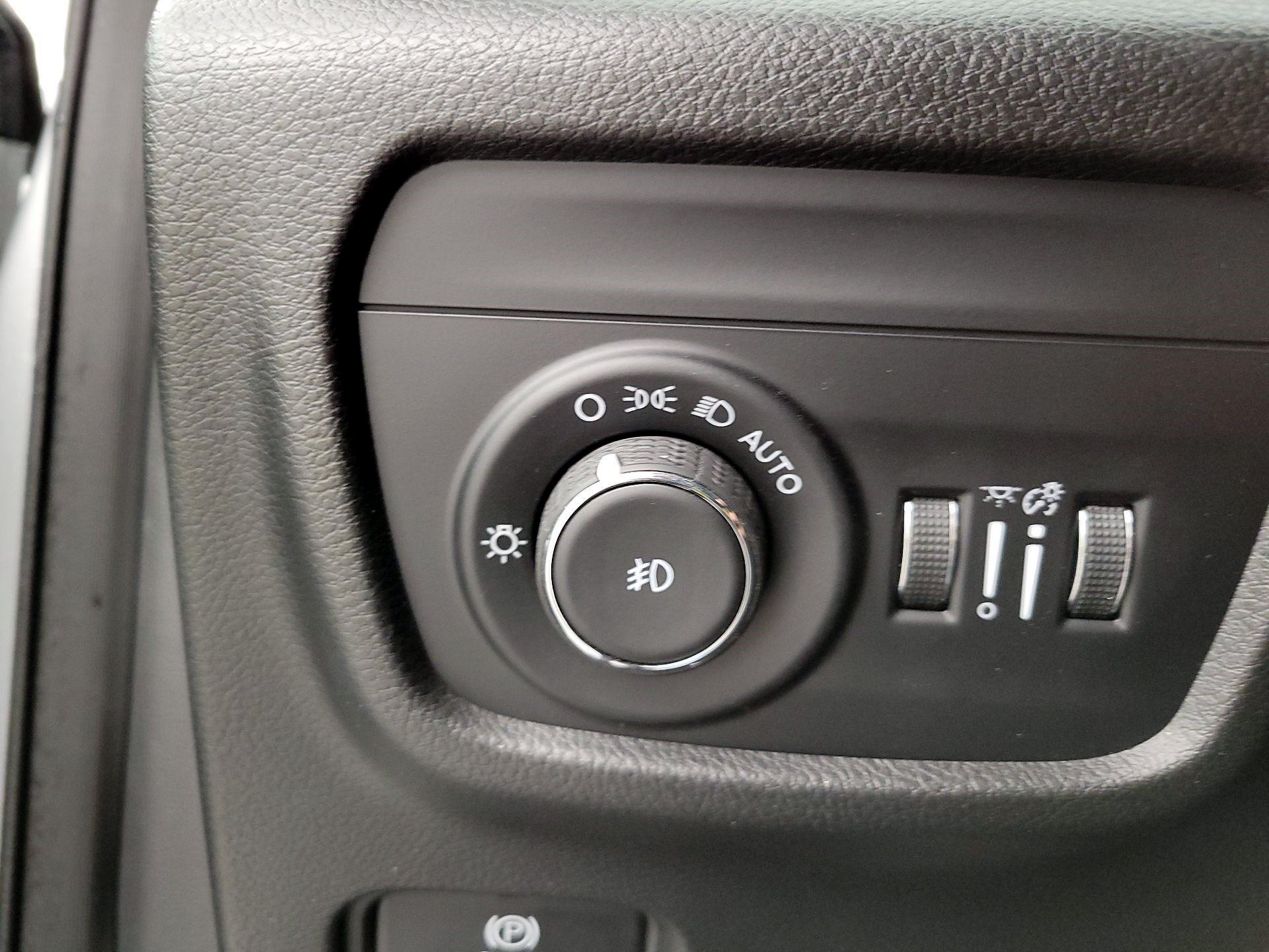 Thumbnail: 2023 Jeep Grand Cherokee L - 13