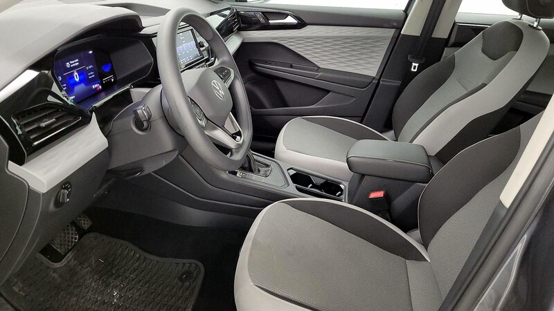 2022 Volkswagen Taos S 11