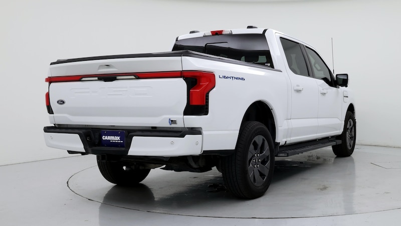 2022 Ford F-150 Lightning Lariat 8