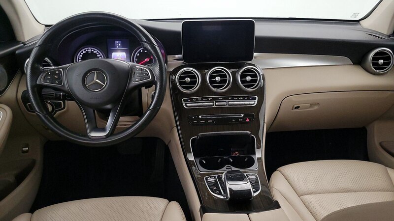 2016 Mercedes-Benz GLC 300 9