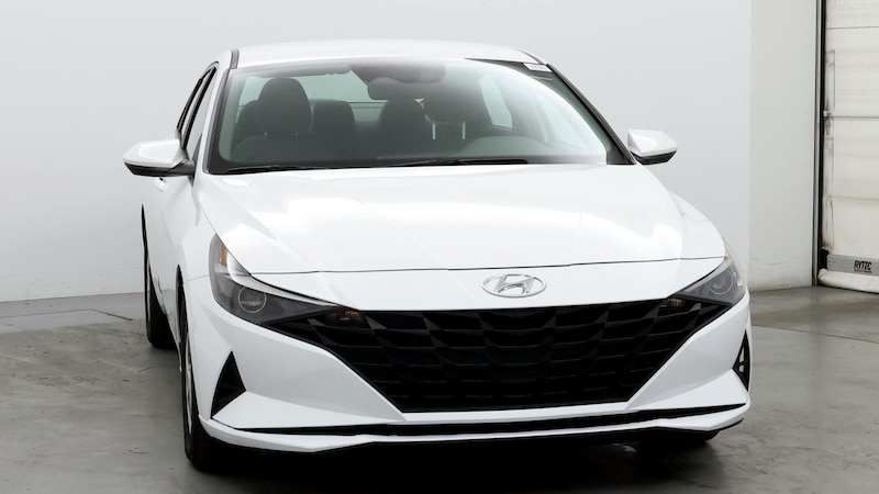 2022 Hyundai Elantra SE 5