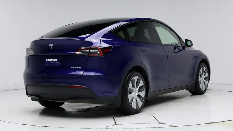 2022 Tesla Model Y Long Range 8