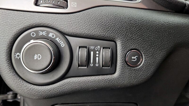 2022 Jeep Cherokee Latitude 13