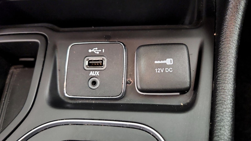 2022 Jeep Cherokee Latitude 18