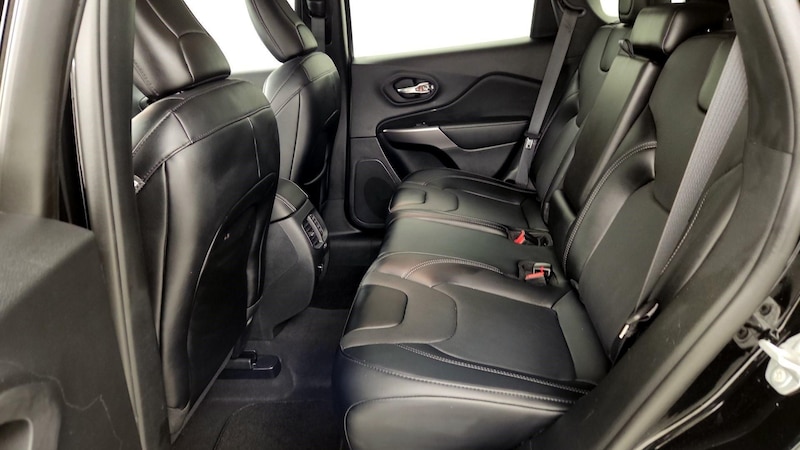 2022 Jeep Cherokee Latitude 19