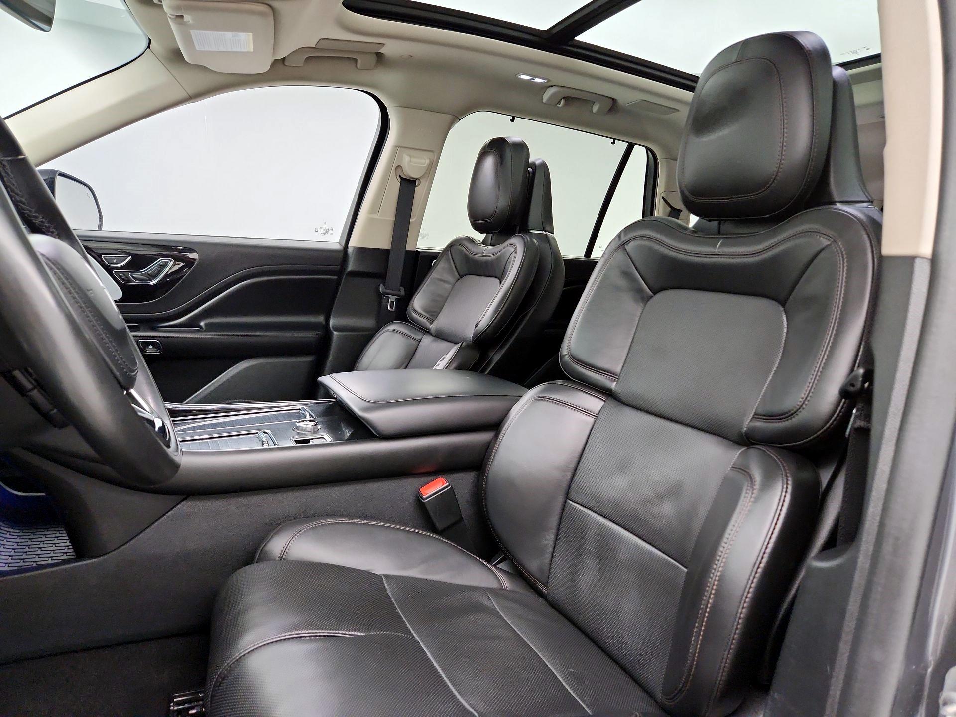 Thumbnail: 2021 Lincoln Aviator - 11