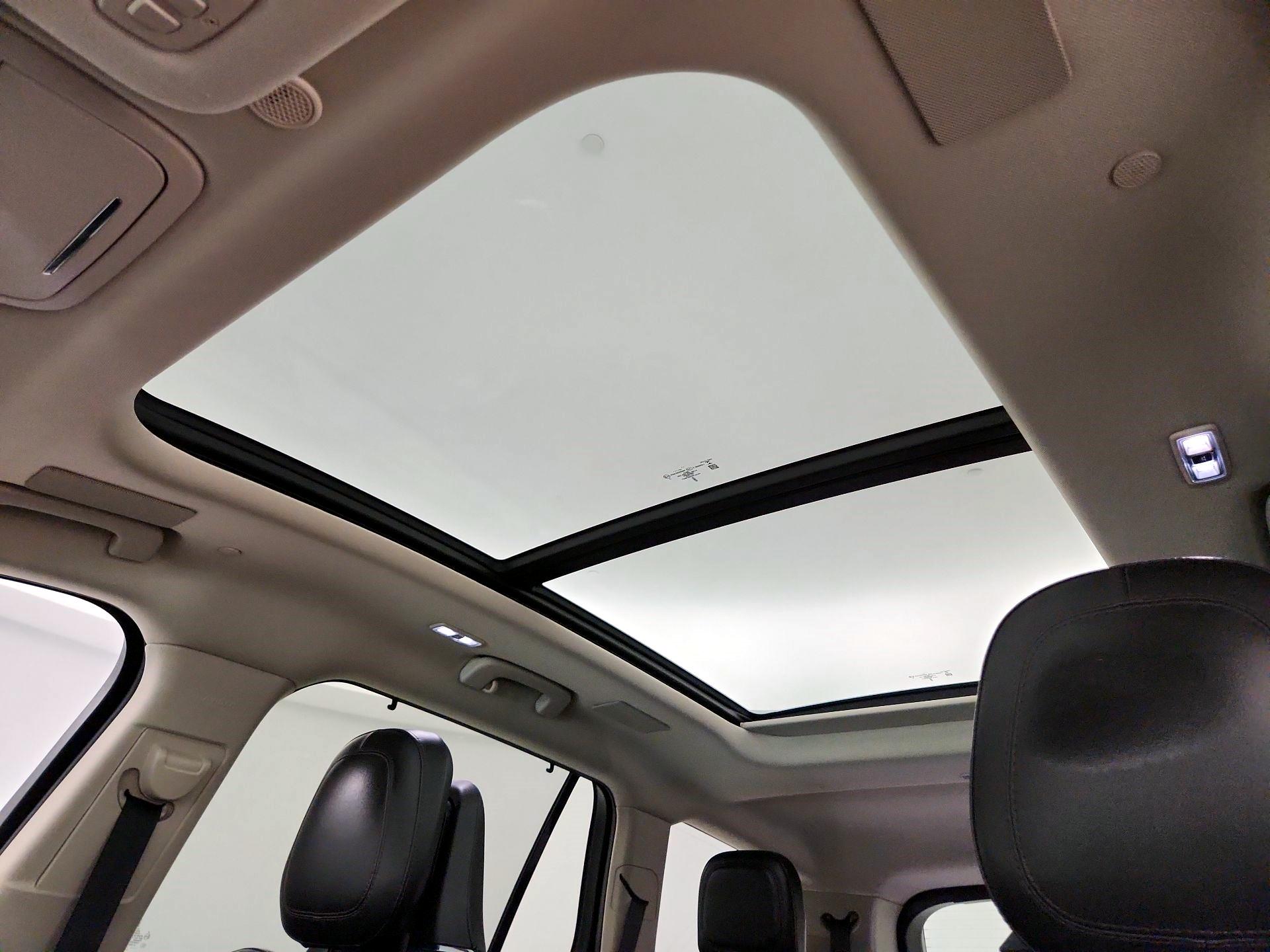 Thumbnail: 2021 Lincoln Aviator - 20