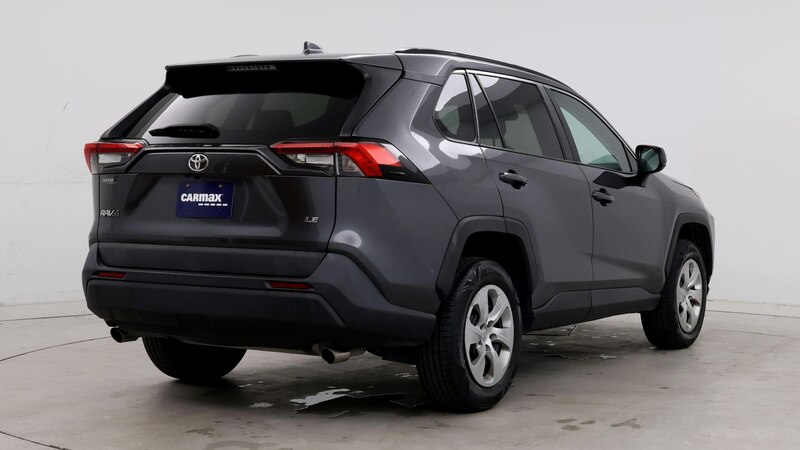 2019 Toyota RAV4 LE 8