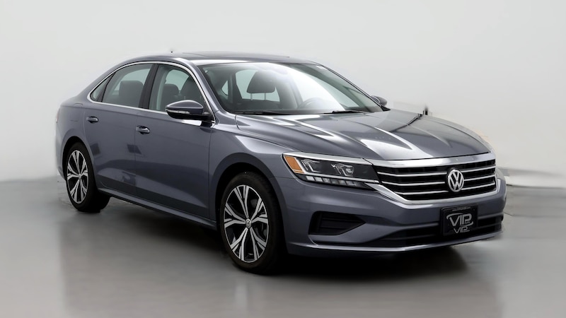 2022 Volkswagen Passat SE Hero Image