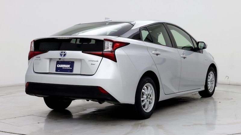 2019 Toyota Prius L Eco 8