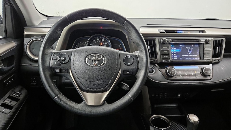 2014 Toyota RAV4 Limited 10