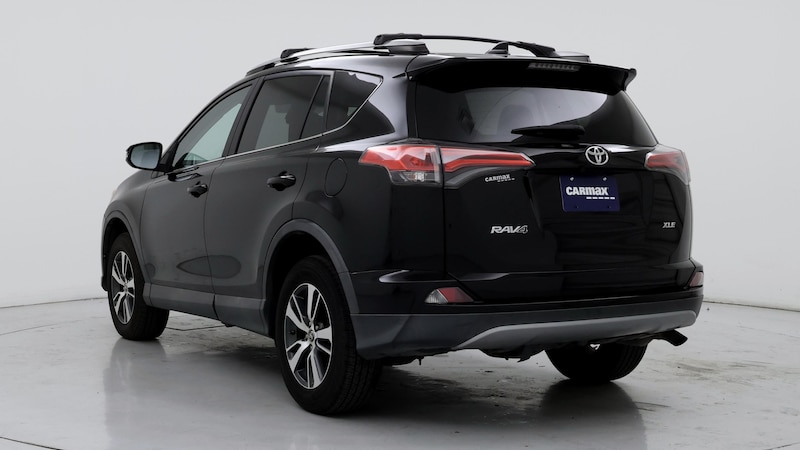 2018 Toyota RAV4 XLE 2