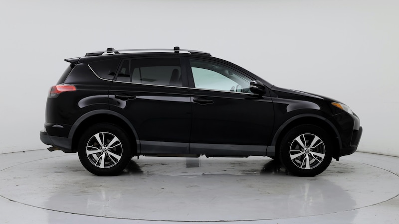 2018 Toyota RAV4 XLE 7