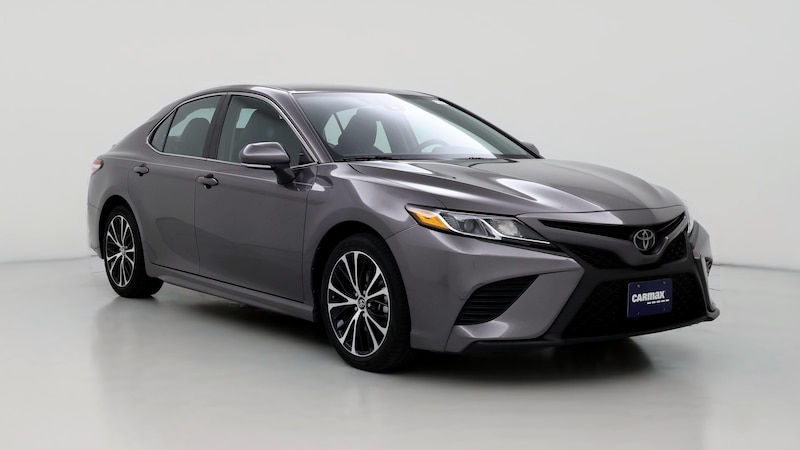 2020 Toyota Camry SE Hero Image