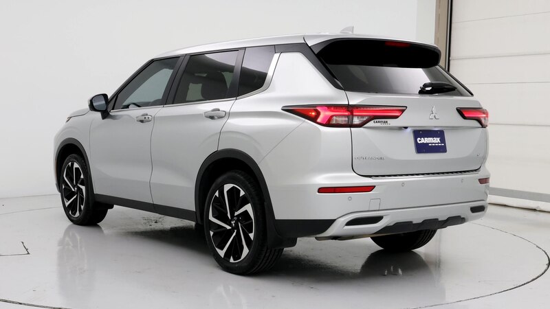 2023 Mitsubishi Outlander Black Edition 2