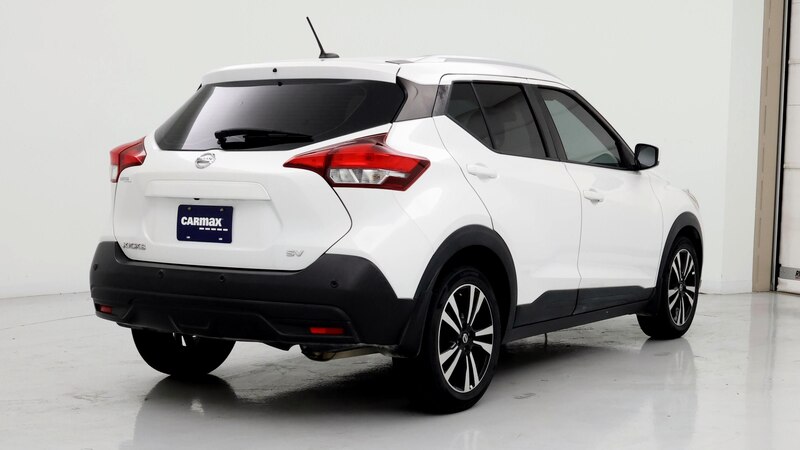 2020 Nissan Kicks SV 8