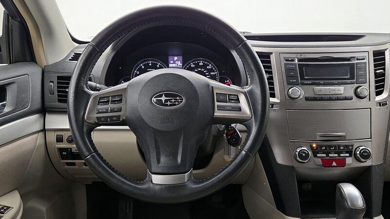 2013 Subaru Outback Premium 10