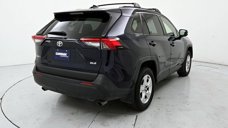 2020 Toyota RAV4 XLE 5