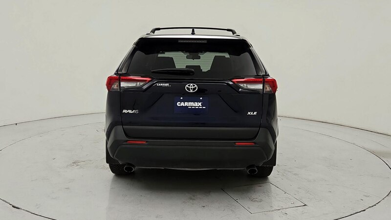 2020 Toyota RAV4 XLE 6