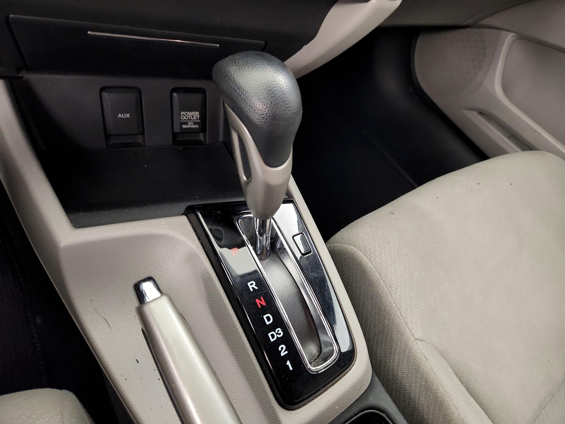 Thumbnail: 2013 Honda Civic - 17