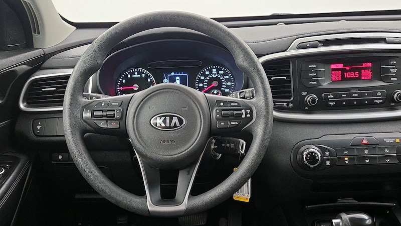 2016 Kia Sorento L 10