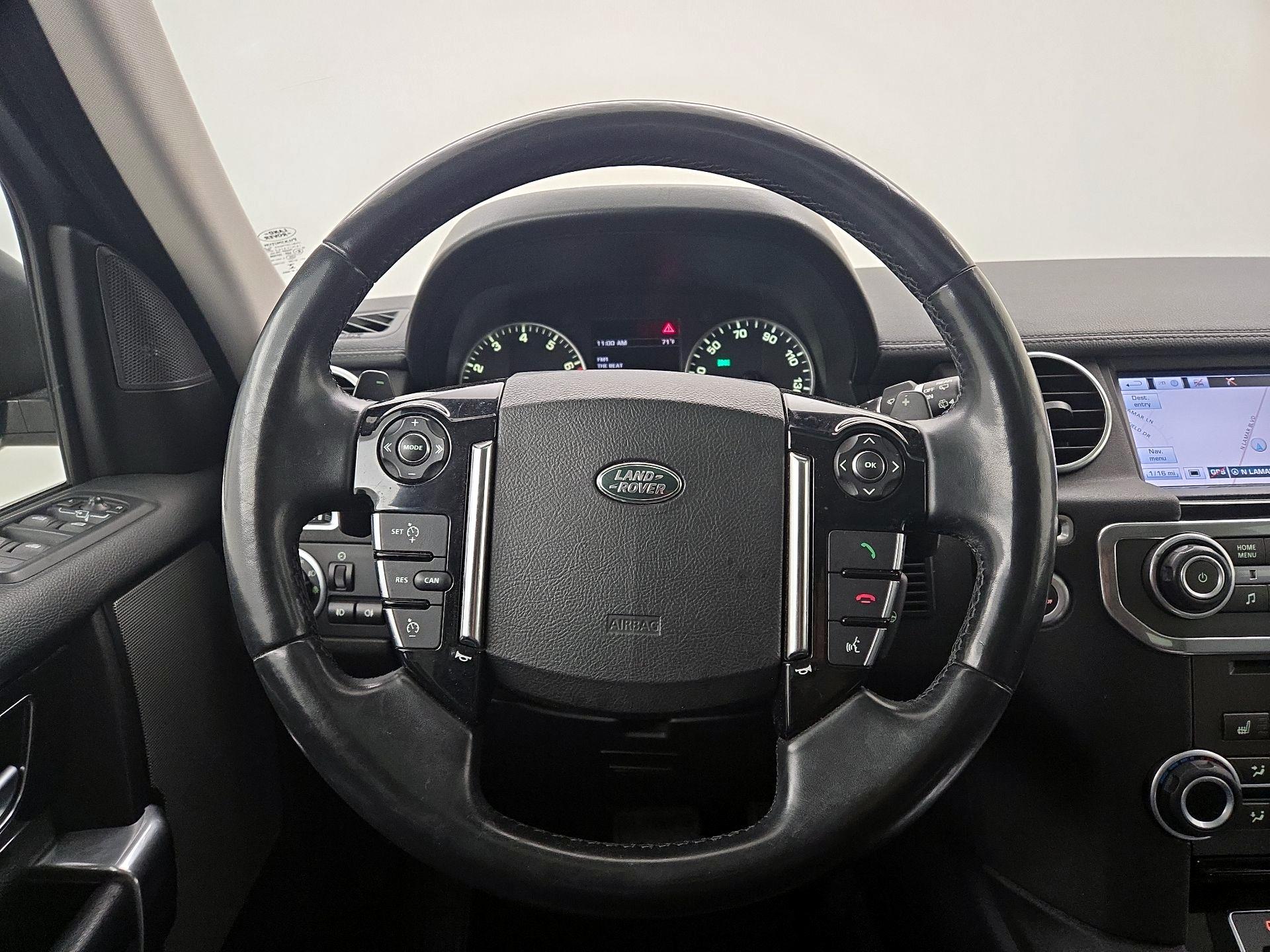 Thumbnail: 2016 Land Rover LR4 - 10