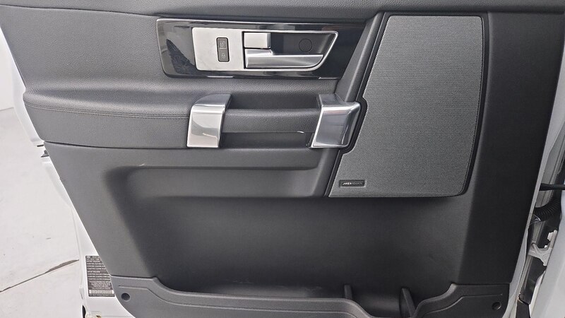 2016 Land Rover LR4 HSE 12
