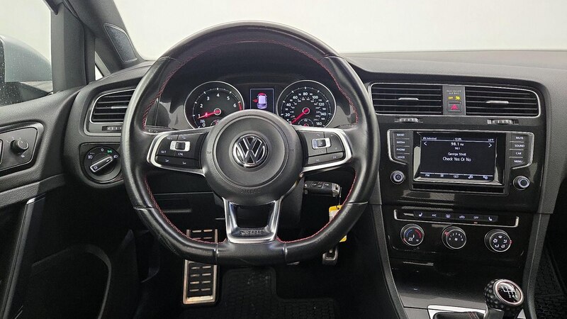 2015 Volkswagen Golf GTI S 10