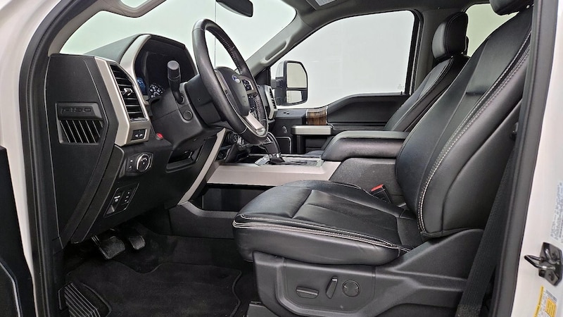 2019 Ford F-150 Lariat 11