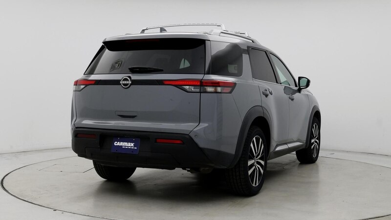 2023 Nissan Pathfinder Platinum 8