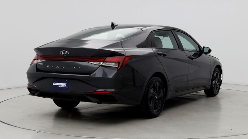 2021 Hyundai Elantra SEL 8