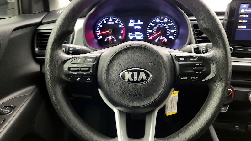 2021 Kia Rio S 10