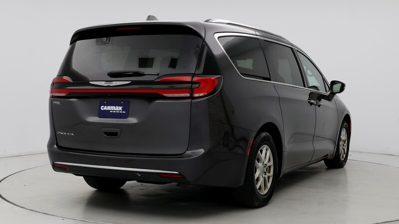 2021 Chrysler Pacifica Touring L 8