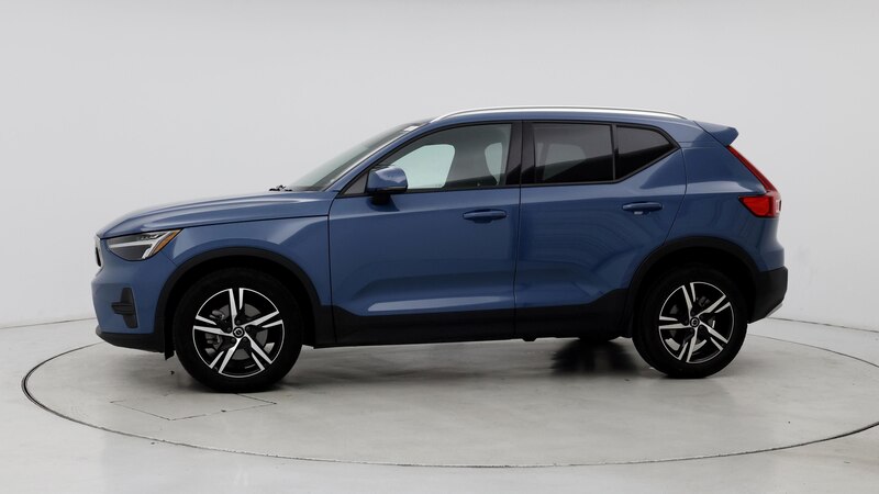 2023 Volvo XC40 B4 Core 3