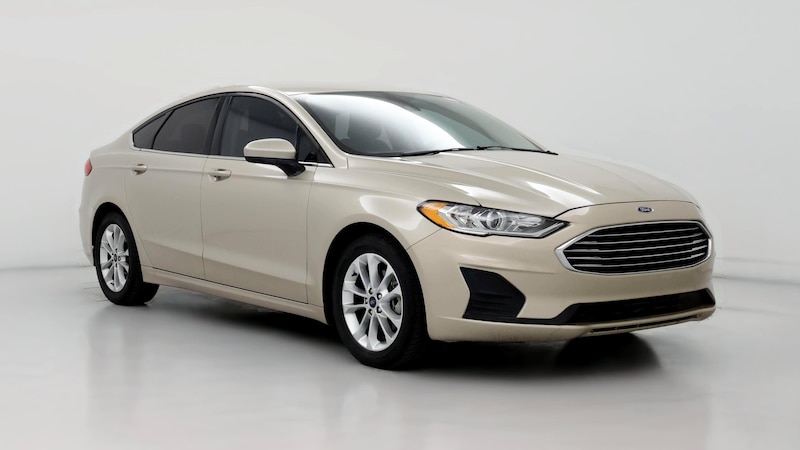 2019 Ford Fusion SE Hero Image