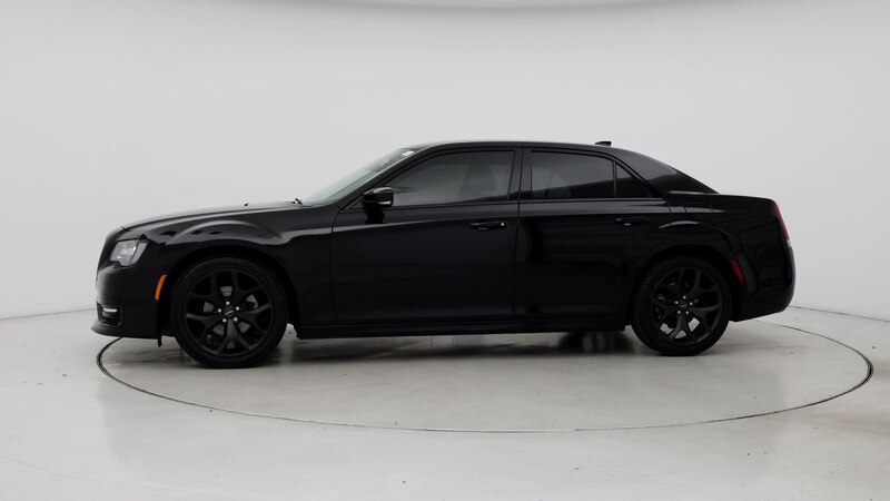 2022 Chrysler 300 Touring 3