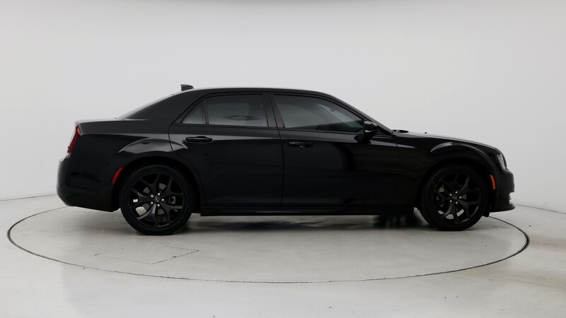 2022 Chrysler 300 Touring 7