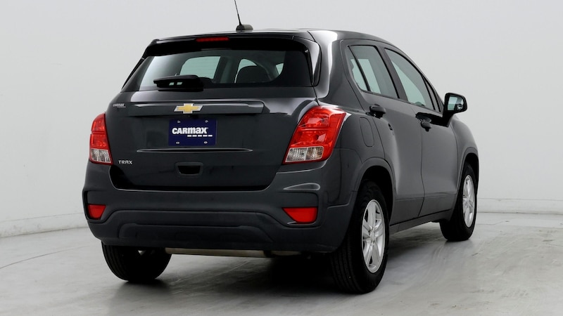 2020 Chevrolet Trax LS 8