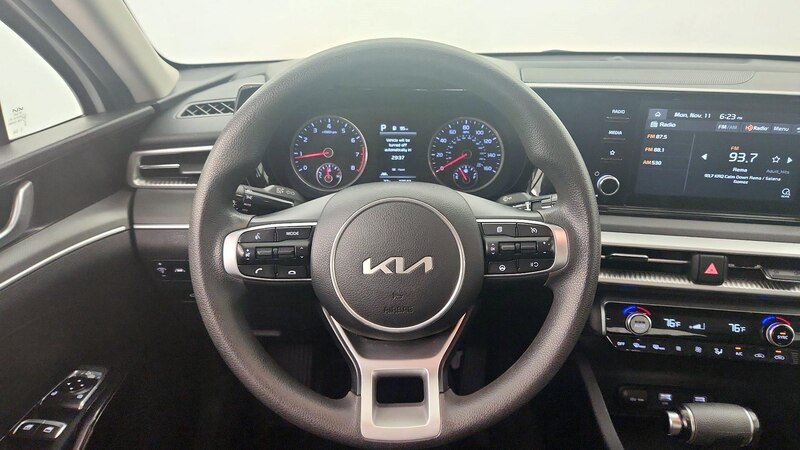 2022 Kia K5 LXS 10