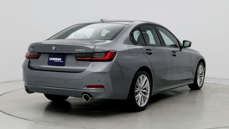 2023 BMW 3 Series 330xi 8