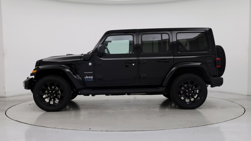 2021 Jeep Wrangler Unlimited Sahara 3