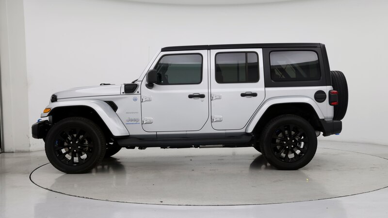 2023 Jeep Wrangler Unlimited Sahara 3