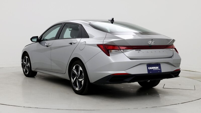 2023 Hyundai Elantra SEL 2