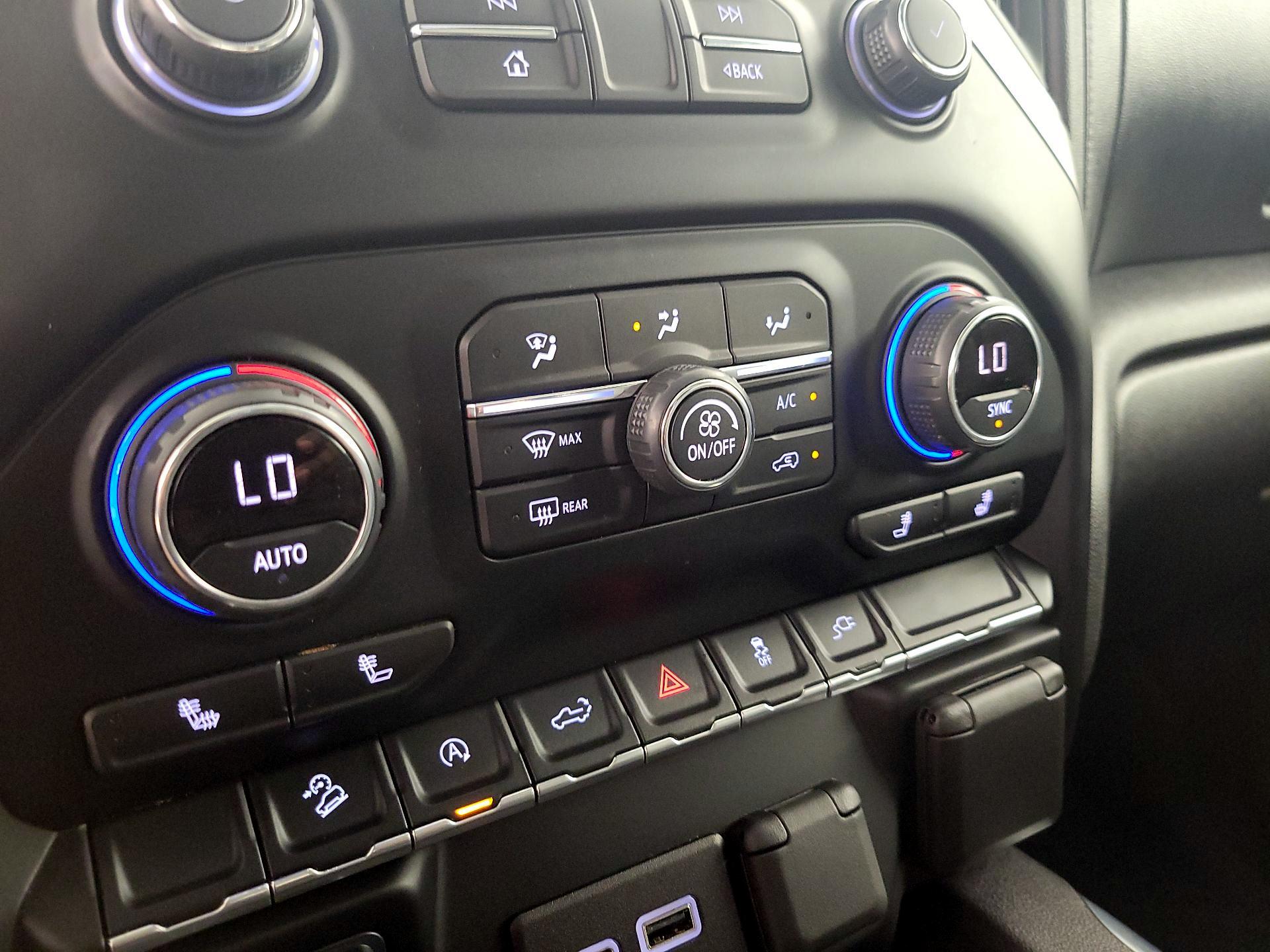Thumbnail: 2020 Chevrolet Silverado 1500 - 16