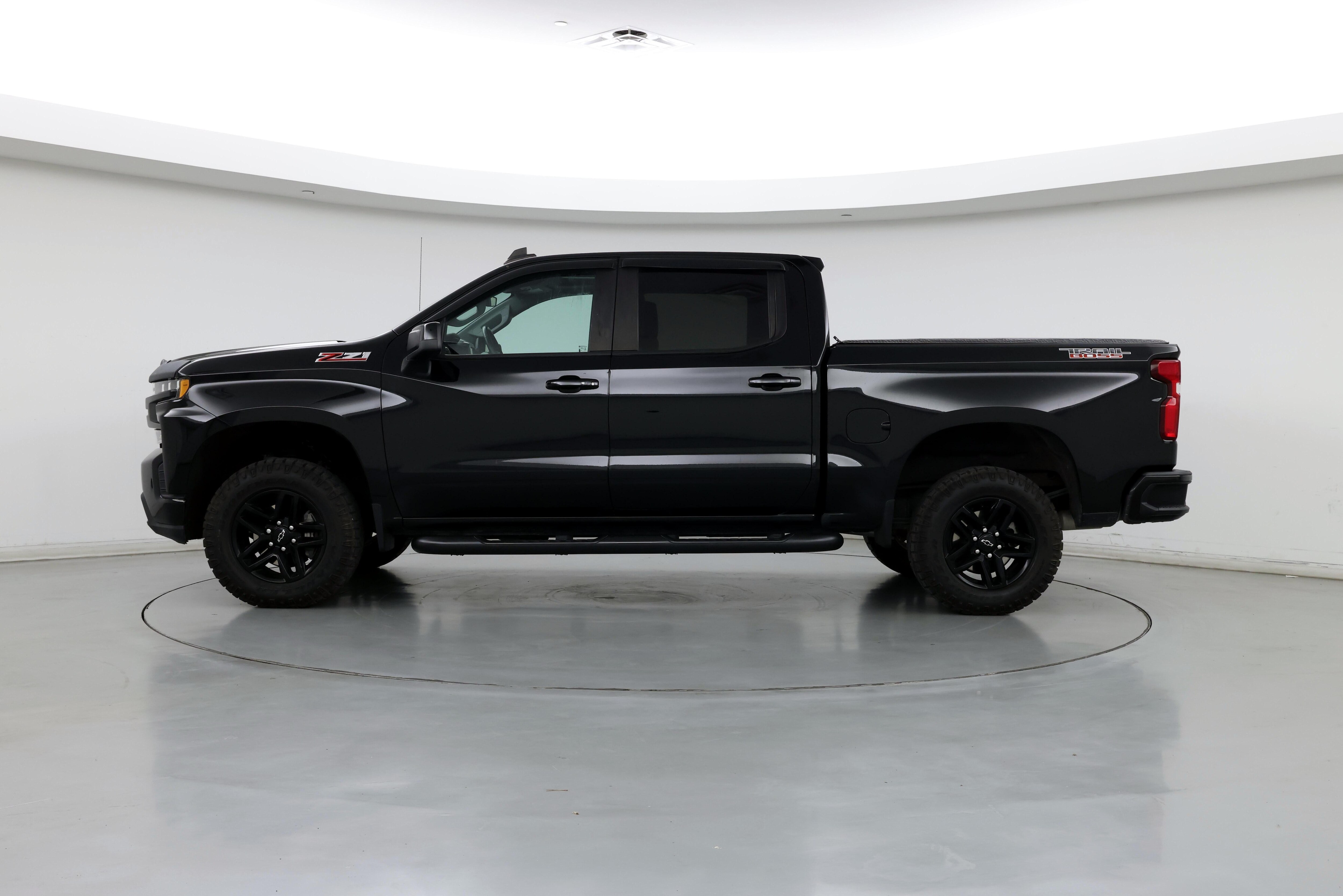 Thumbnail: 2020 Chevrolet Silverado 1500 - 3