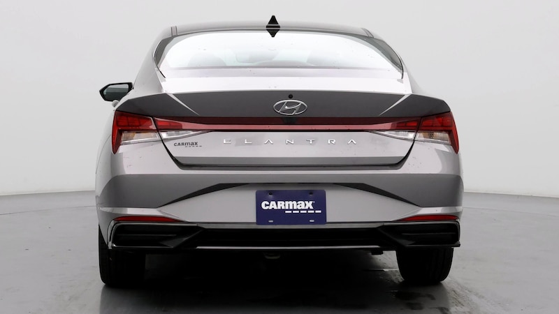 2021 Hyundai Elantra SEL 3