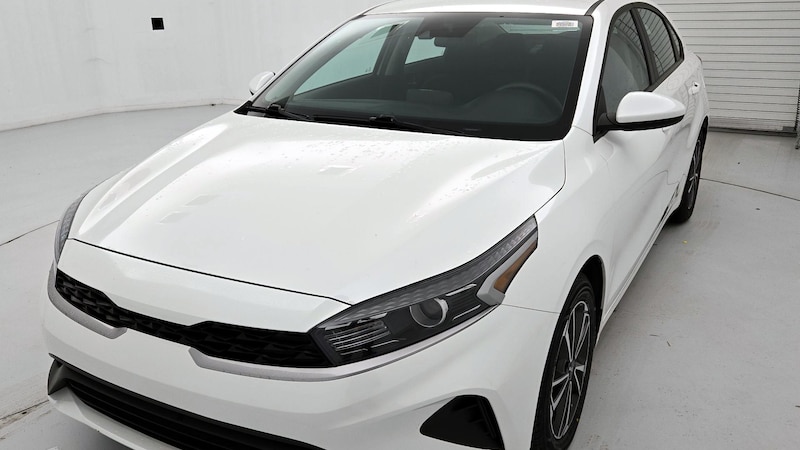 2023 Kia Forte LXS Hero Image